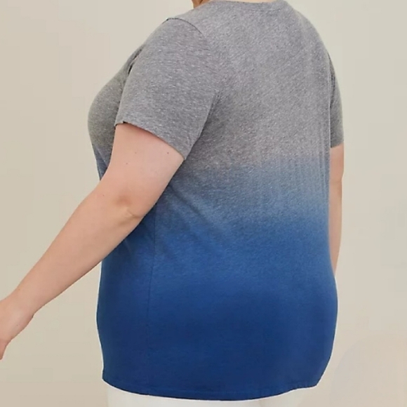 Torrid Disney Tangled Rapunzel And Flynn Dip Dye t-shirt grey blue 1X - Picture 2 of 8